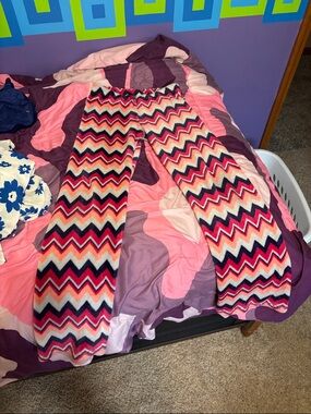 Chevron Fleece Lounge Pants - Pink, Navy, Cream
